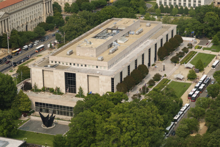 Radical Revisionism at the National Museum of American History